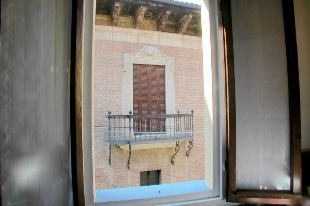 Casa Di Spagna Болоня Екстериор снимка