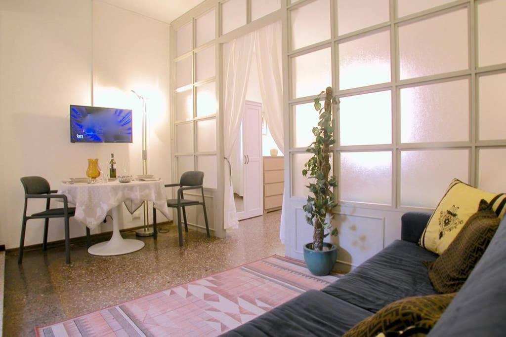 Casa Di Spagna Болоня Екстериор снимка