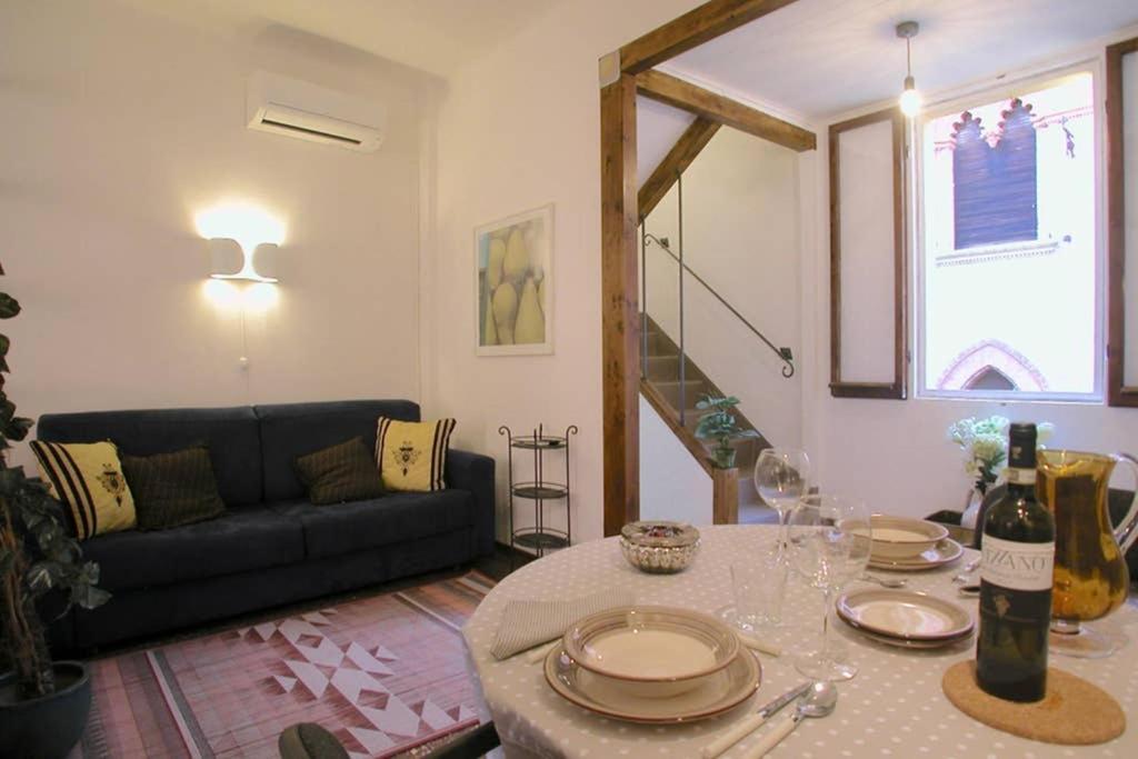 Casa Di Spagna Болоня Екстериор снимка